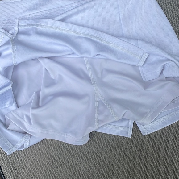 Reebok White Tennis/Golf Skirt with Built in Shorts 🎾 - Picture 3 of 4